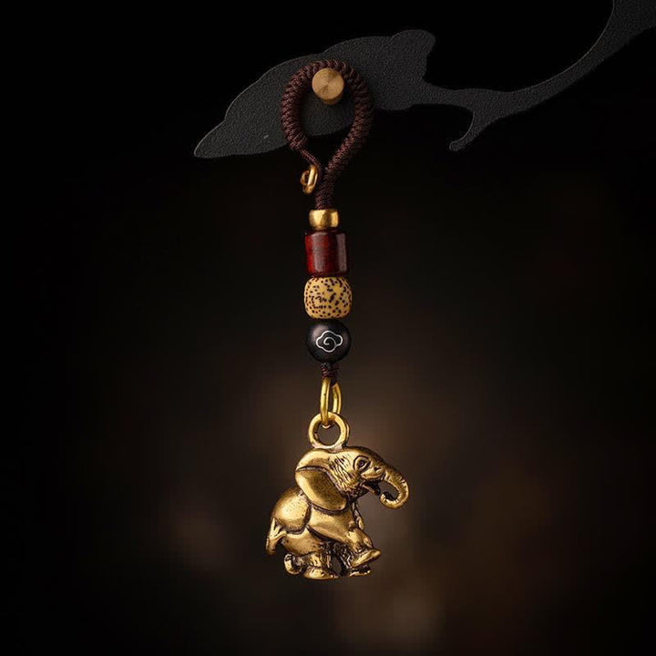 Buddha Stones Porte-clés porte-bonheur vintage en laiton avec éléphant et cinq pièces de l'empereur - Éléphant avec cordon nuageux de bon augure - image 0