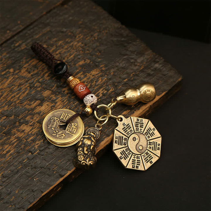 Buddha Stones Pendentif vintage en laiton Bagua Pi Xiu Cinq pièces impériales, porte-clés de protection Yin Yang - Bagua avec calebasse, cinq pièces d'empereur et Pi Xiu - image 4