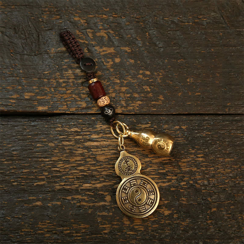 Buddha Stones Porte-clés amulette de protection en forme de calebasse Bagua en laiton Pi Xiu, ornée de cinq pièces impériales - Deux modèles de calebasses Bagua - image 3
