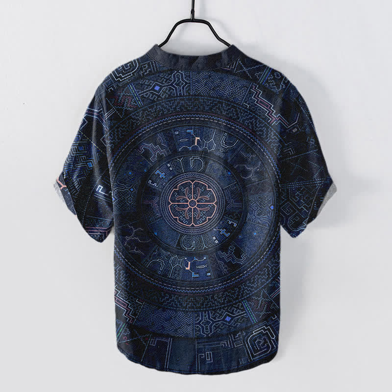 Buddha Stones Chemise à manches courtes et demi-boutonnée en coton à motif mandala tribal pour homme - image 6
