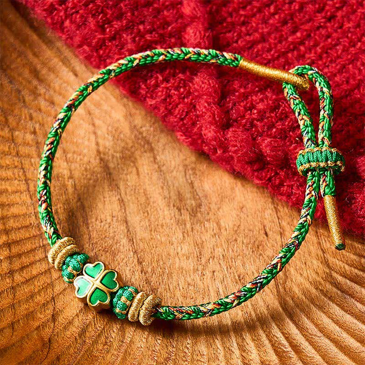 Buddha Stones Bracelet en corde tressée à la main en forme de cœur avec un trèfle à quatre feuilles vert, symbole de force. - image 1