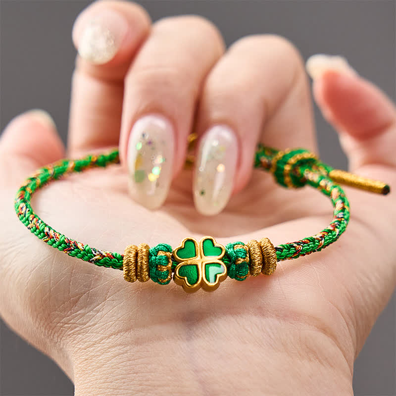 Buddha Stones Bracelet en corde tressée à la main en forme de cœur avec un trèfle à quatre feuilles vert, symbole de force. - image 3