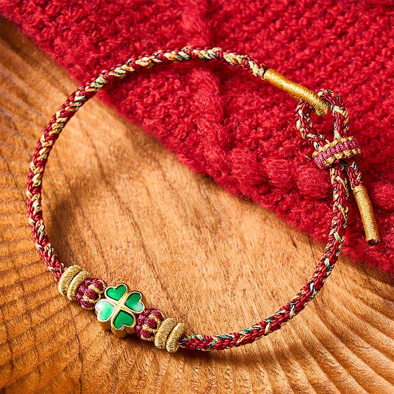 Buddha Stones Bracelet en corde tressée à la main en forme de cœur avec un trèfle à quatre feuilles vert, symbole de force. - Rouge (Tour de poignet : 15-19 cm) - image 10