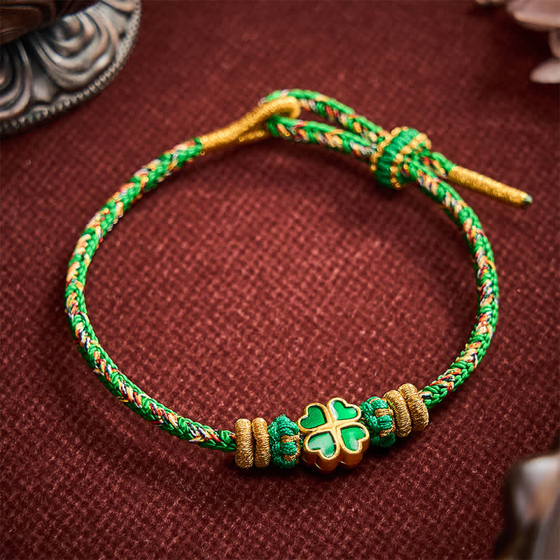 Buddha Stones Bracelet en corde tressée à la main en forme de cœur avec un trèfle à quatre feuilles vert, symbole de force. - Vert (Tour de poignet : 15-19 cm) - image 0