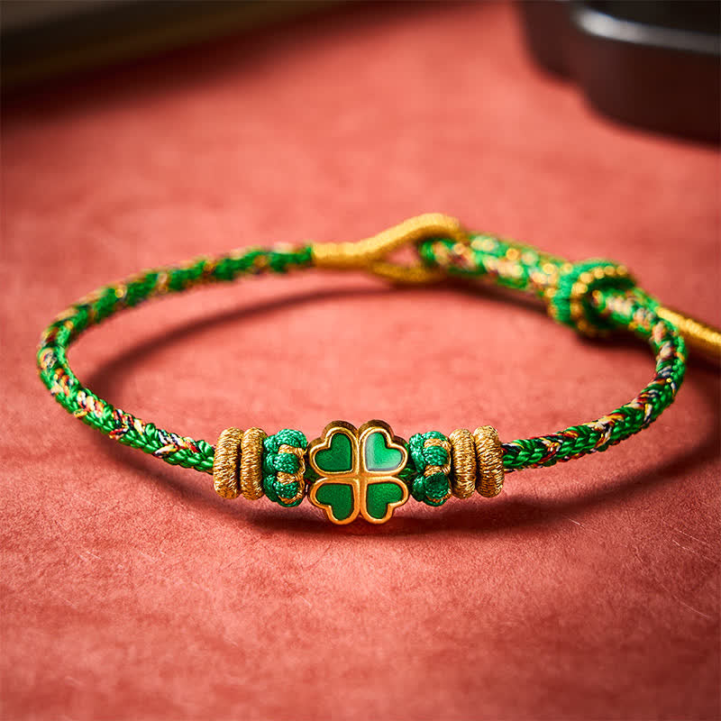 Buddha Stones Bracelet en corde tressée à la main en forme de cœur avec un trèfle à quatre feuilles vert, symbole de force. - image 2
