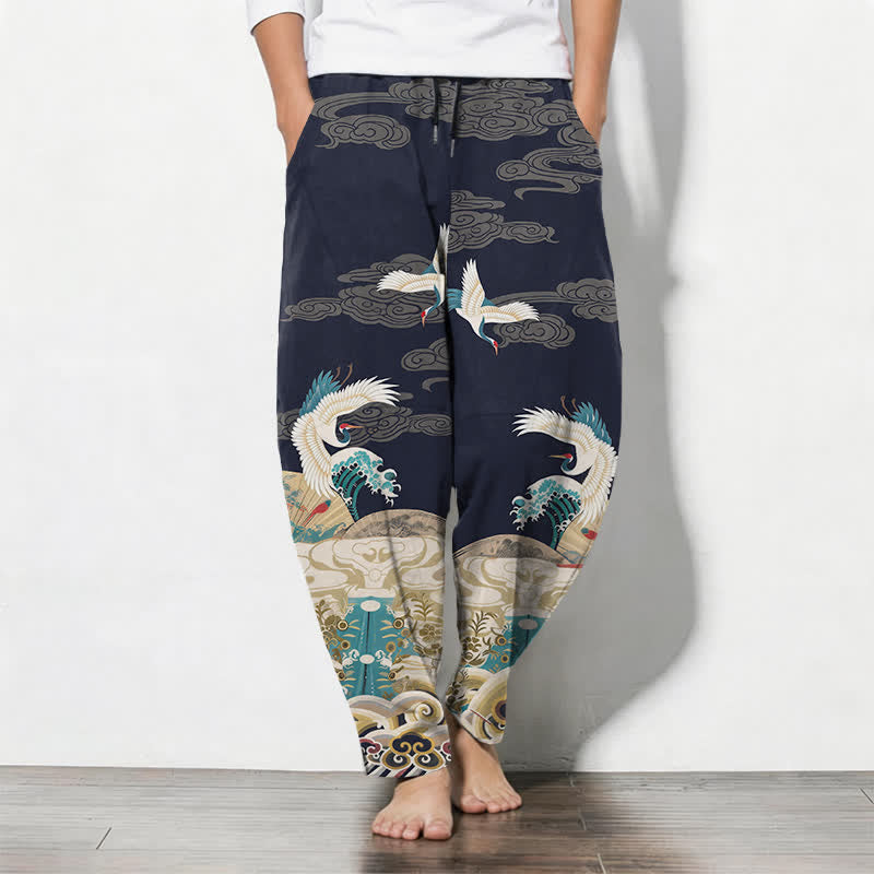 Buddha Stones Pantalon fuselé pour homme en pur coton, motif grues, vagues et nuages, avec cordon de serrage et poches. - Marine - US/UK/AU50，EU60 (5XL) - image 0