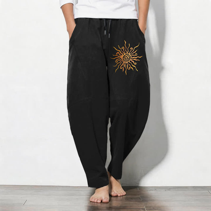 Buddha Stones Pantalon fuselé pour homme en pur coton, motif spirale soleil doré, cordon de serrage et poches - Noir - US/UK/AU50，EU60 (5XL) - image 0