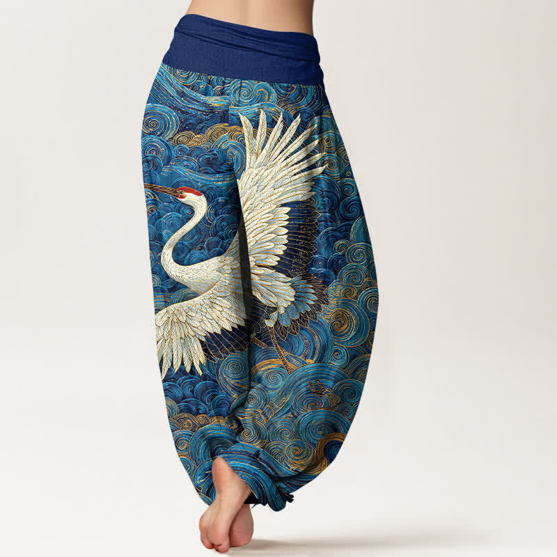 Buddha Stones Pantalon harem à taille élastique pour femme, en coton blanc à motif de grues et de vagues. - image 1