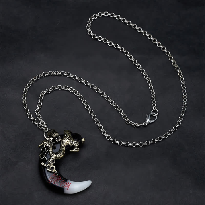 Buddha Stones Collier pendentif croissant de dragon force - image 9