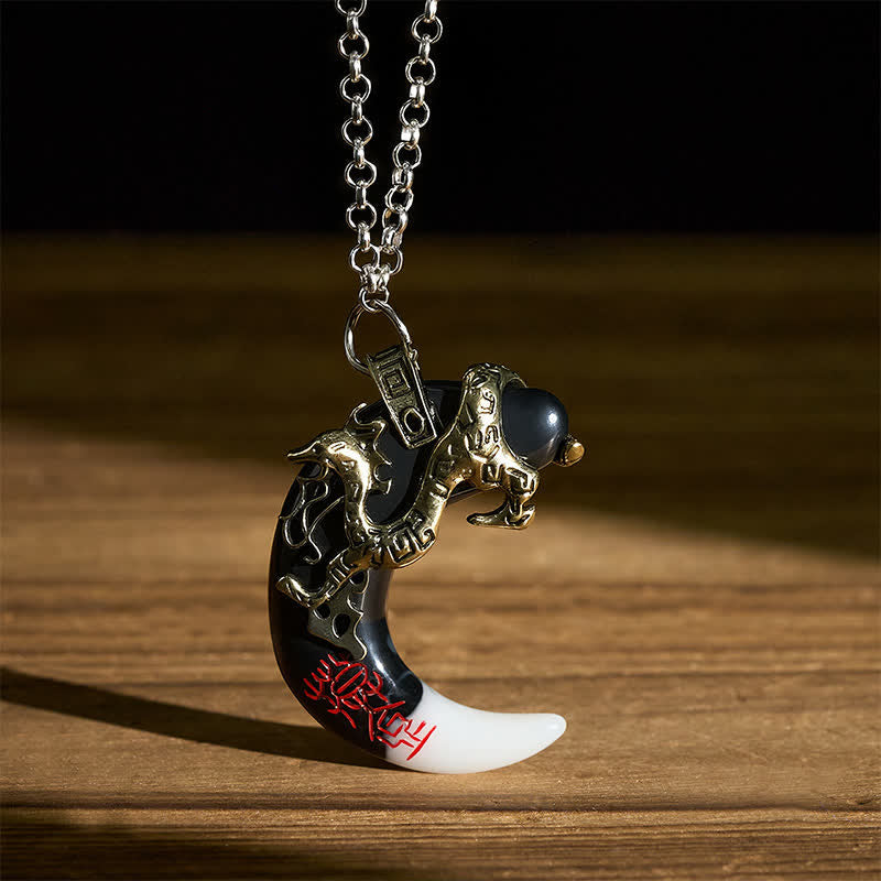 Buddha Stones Collier pendentif croissant de dragon force - image 14