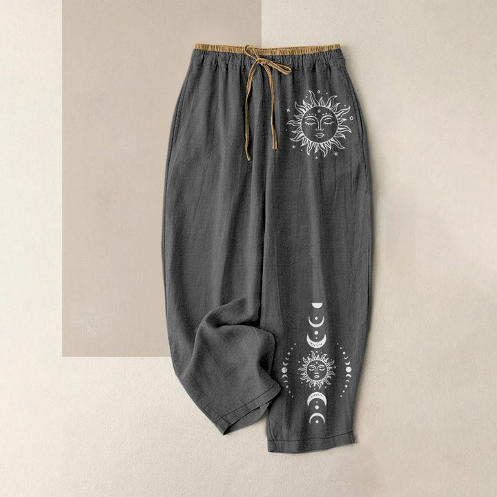Buddha Stones Pantalon pour femme en pur coton, à taille élastique et poches, motif soleil, lune et étoiles célestes - Gris sombre - US16，UK/AU20，EU48 (3XL) - image 4
