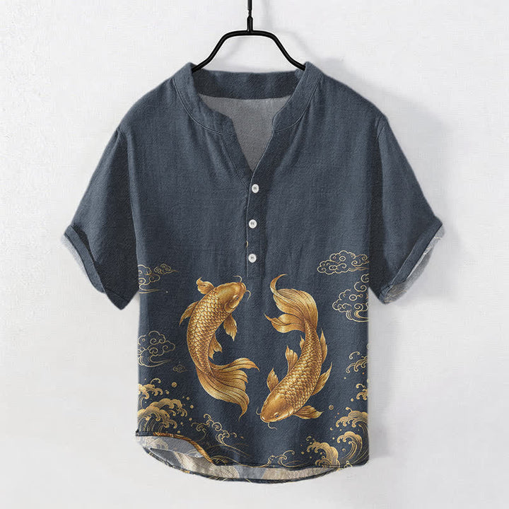 Buddha Stones Chemise homme à manches courtes et demi-boutonnée en coton à motif de carpes koï dorées - Bleu nuit - US/UK/AU50，EU60 (5XL) - image 0