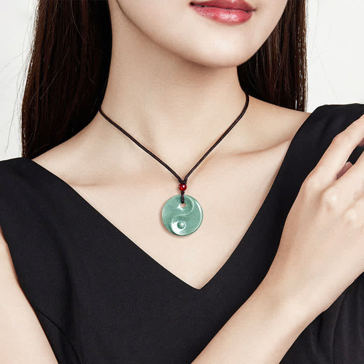Buddha Stones Collier en cordon tressé Yin Yang et jade vert - image 9