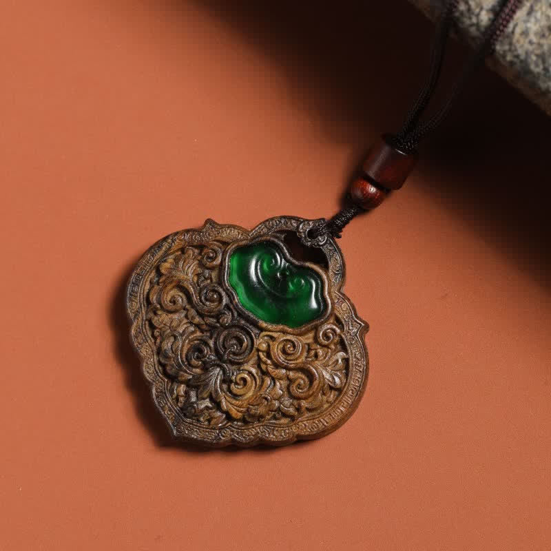 Buddha Stones Collier porte-bonheur en bois de Sappan et agate verte sculptée, avec cadenas et vœux de bonheur - image 3