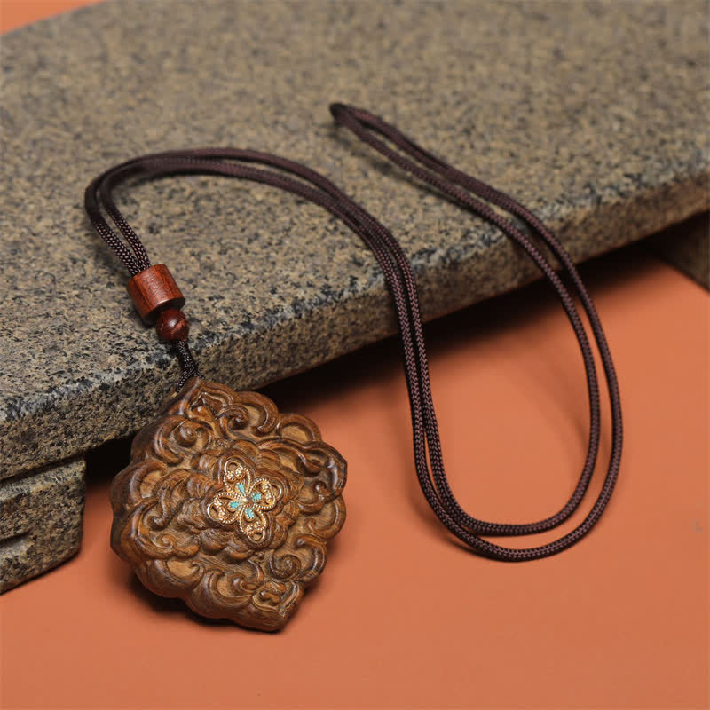 Buddha Stones Collier Harmonie Florale en Bois de Sappan sculpté de la dynastie Tang - image 1