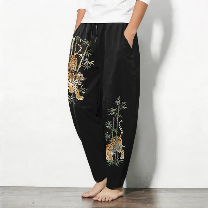 Buddha Stones Pantalon fuselé pour homme en pur coton, motif tigre et bambou, avec cordon de serrage et poches - image 1