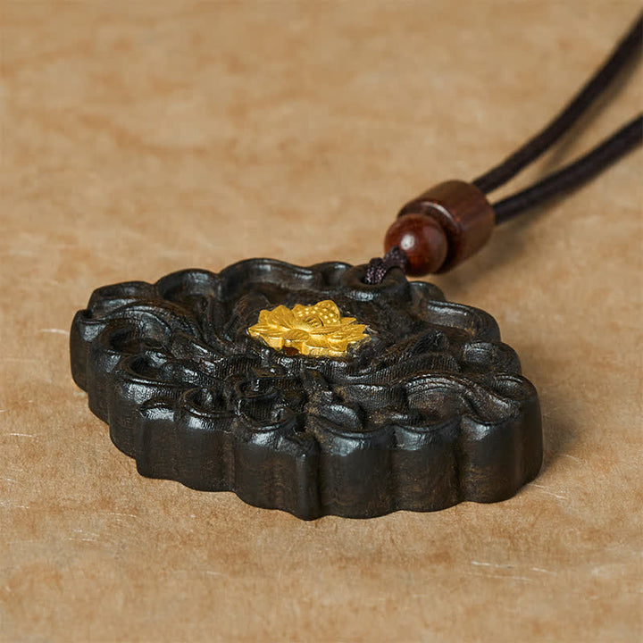 Buddha Stones Collier pendentif sculpté en relief représentant un lotus en bois de sappan - image 3
