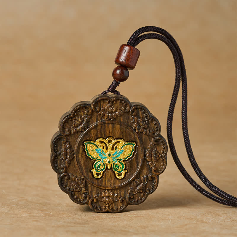 Buddha Stones Collier pendentif papillon en bois de sappan sculpté, transformation - Papillon - image 0