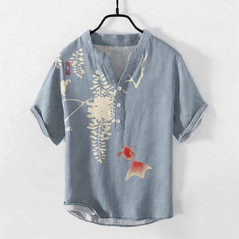 Buddha Stones Chemise homme à manches courtes et demi-boutonnée en coton à motif de carpes koï et de vigne - Bleu clair - US/UK/AU50，EU60 (5XL) - image 0