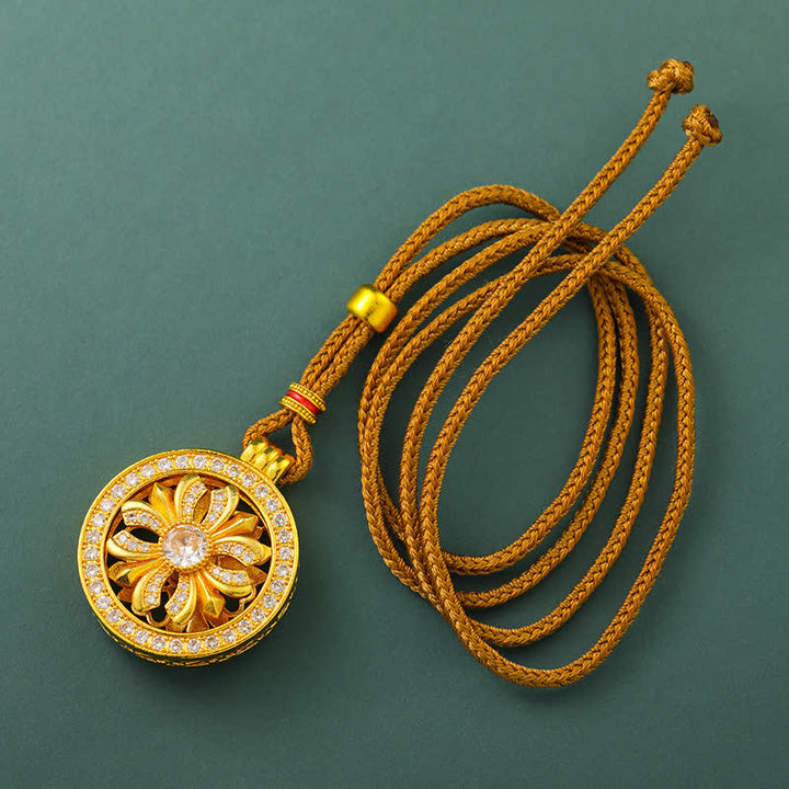 Buddha Stones Collier pendentif rond en laiton plaqué or avec fleur d'iris rotative - image 1