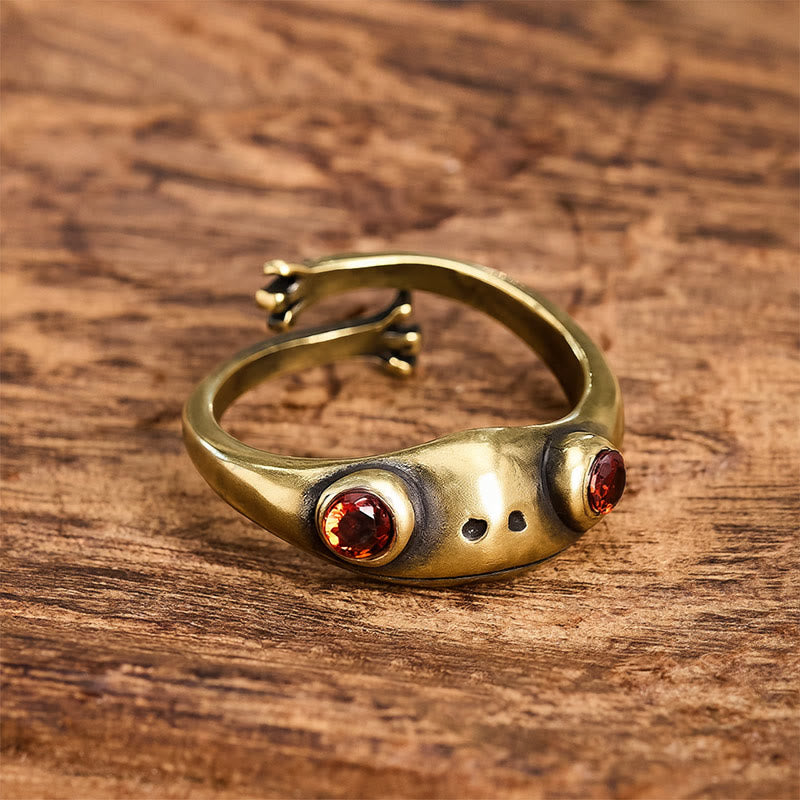 Buddha Stones Bague ouverte vintage en laiton Feng Shui, symbole de richesse et de grenouille - Yeux rouges - image 0