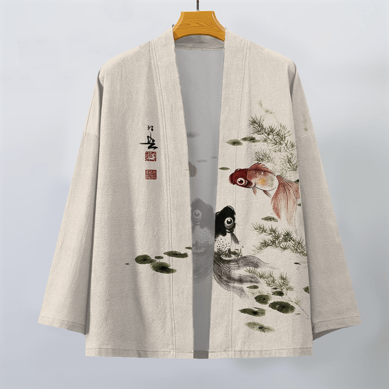 Buddha Stones Kimono pour homme en coton rouge et noir à motif de carpes koï et de lotus, ouvert sur le devant - image 1