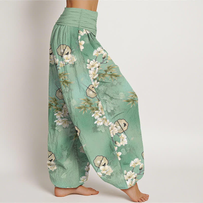 Buddha Stones Pantalon harem à taille élastique pour femme, motif feuilles de fleurs blanches, en coton. - image 9