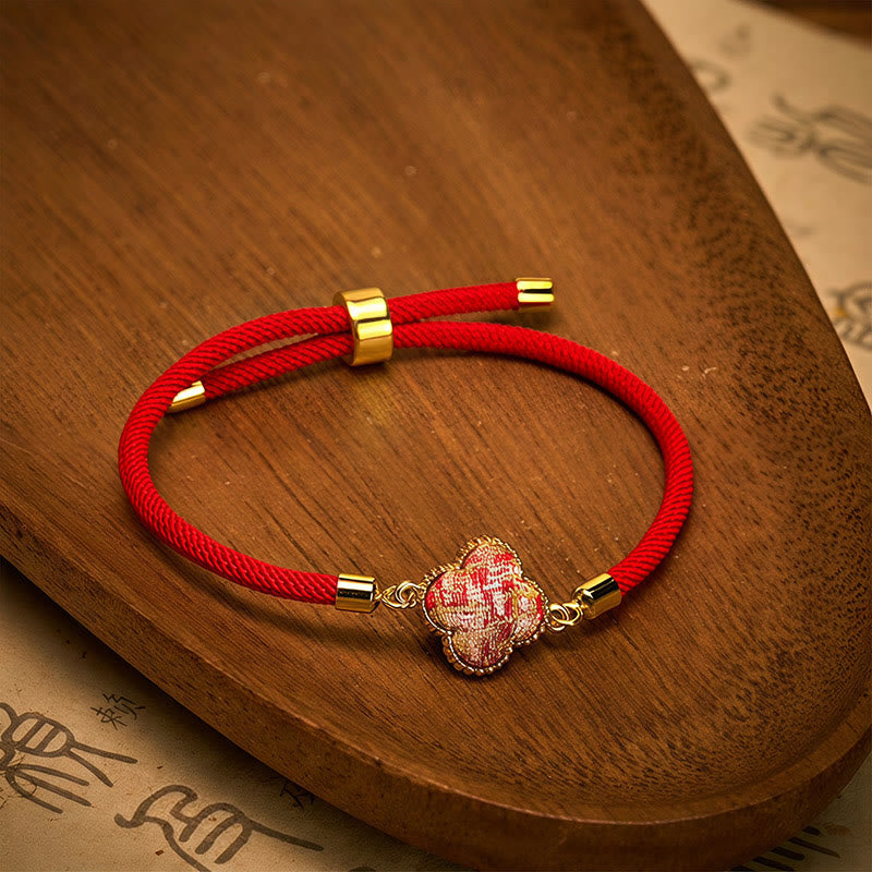 Buddha Stones Bracelet porte-bonheur en brocart à quatre feuilles et fil rouge - image 1