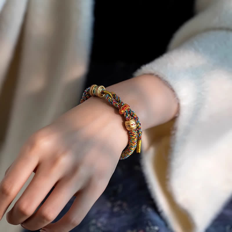 Buddha Stones Bracelet tibétain de protection à fil rouge Om Mani Padme Hum - image 3