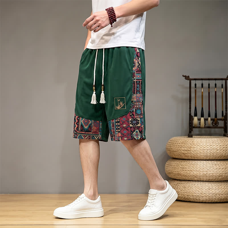Buddha Stones Short d'été bohème pour homme, taille élastique avec cordon de serrage et bordure géométrique, poches - Vert forêt - US/UK/AU46, EU56 (5XL) - image 0