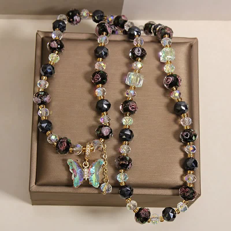 Buddha Stones Bracelet triple tour avec breloque papillon rose et perles de verre Liuli noires - image 4