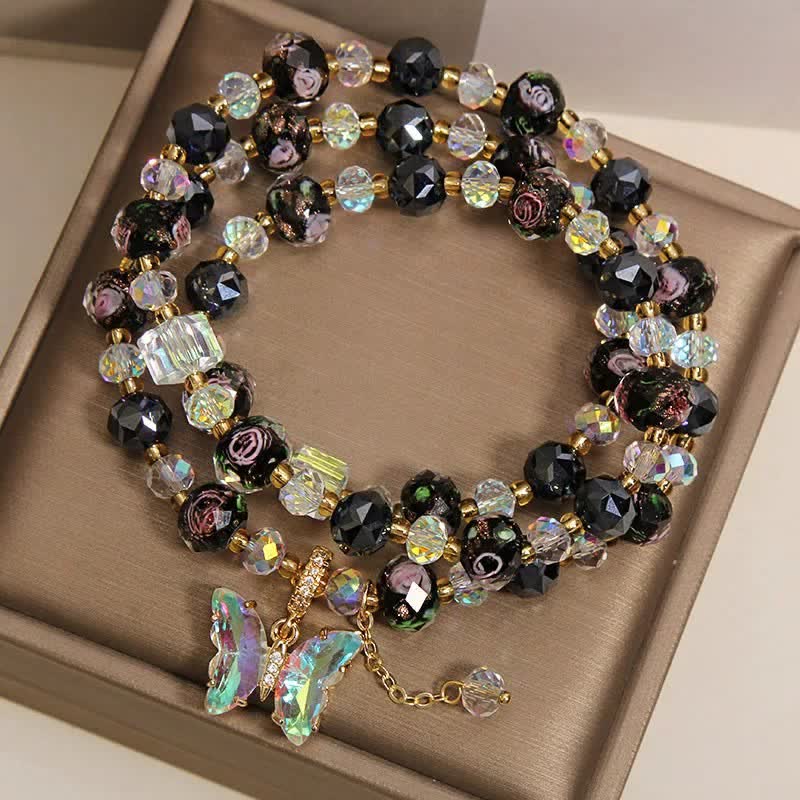 Buddha Stones Bracelet triple tour avec breloque papillon rose et perles de verre Liuli noires - image 3