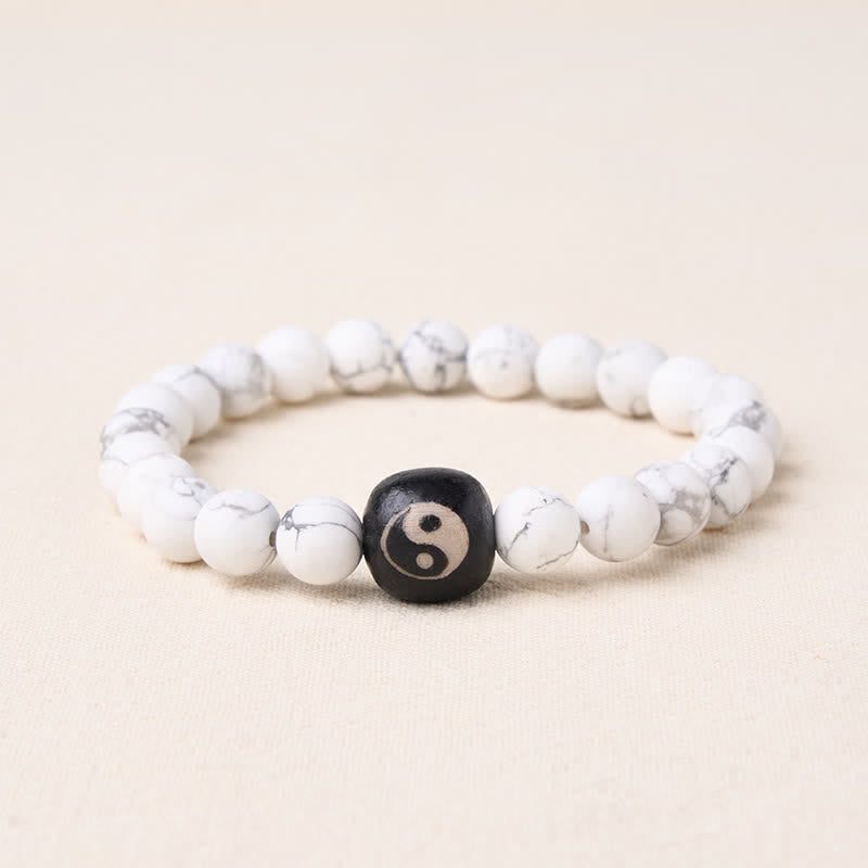 Buddha Stones Bracelet rond Yin Yang en onyx noir et turquoise blanche, orné de perles rondes. - Turquoise blanche - 5,9–6,3 pouces (15–16 cm) - image 1