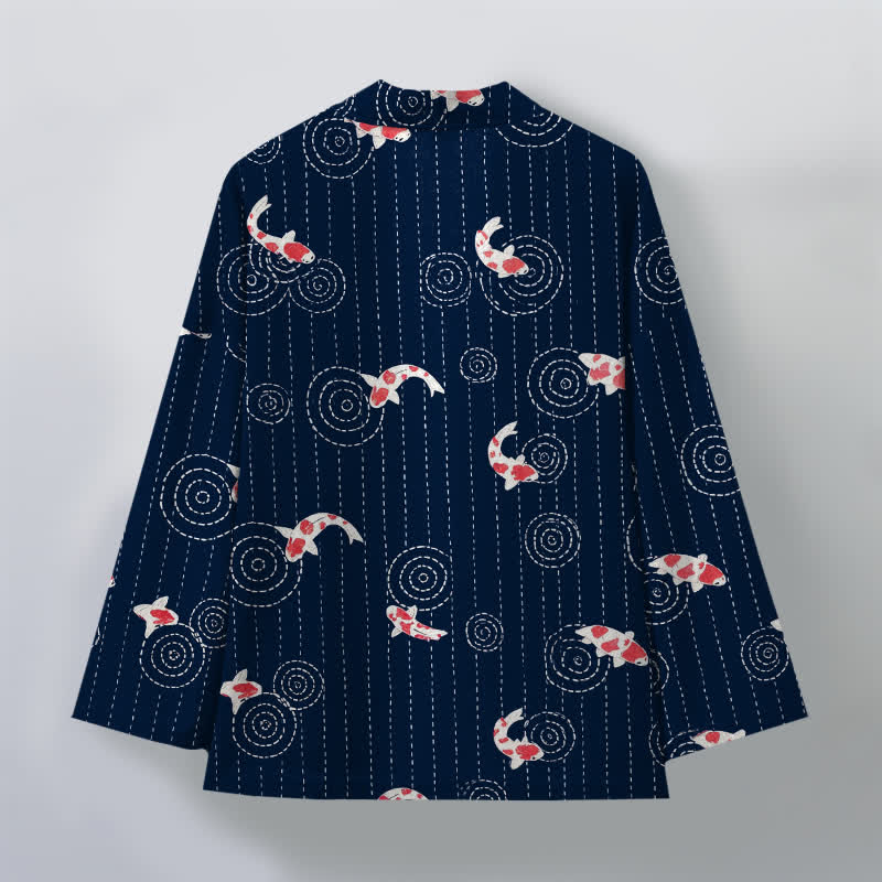 Buddha Stones Kimono pour homme en coton à motif de carpes koï ondulées, ouvert sur le devant - image 2
