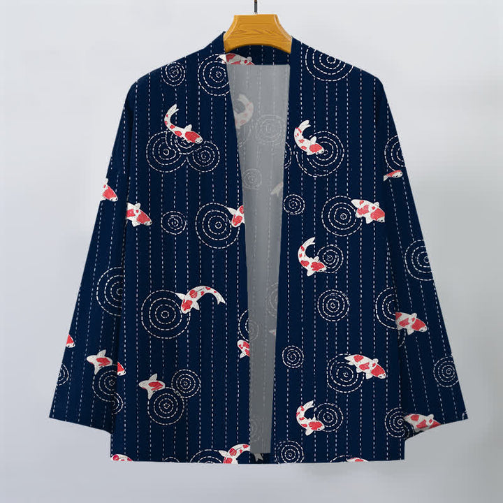 Buddha Stones Kimono pour homme en coton à motif de carpes koï ondulées, ouvert sur le devant - image 1