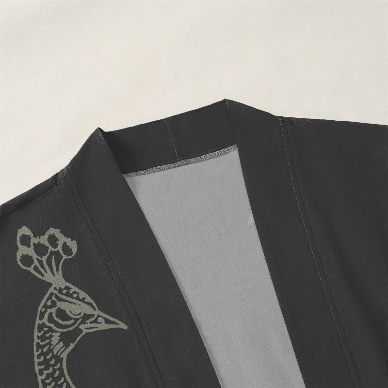 Buddha Stones Kimono pour homme en coton à motif de paon et de pivoine, ouvert sur le devant - image 3
