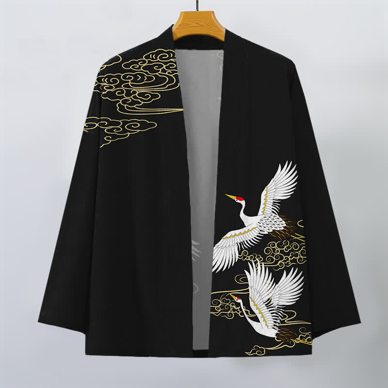 Buddha Stones Kimono pour homme en coton blanc à motif de grues et de nuages ​​porte-bonheur, ouvert sur le devant. - image 1