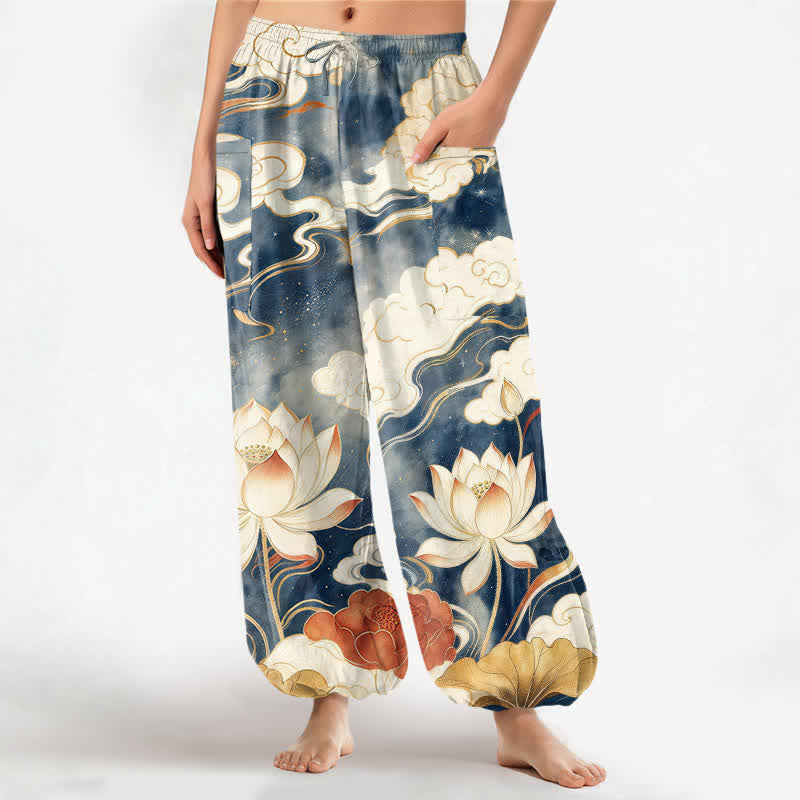 Buddha Stones Pantalon harem pour femme en coton à motif de nuages ​​de lotus orientaux et taille élastique avec poches latérales - Marine - US16，UK/AU20，EU48 (3XL) - image 0