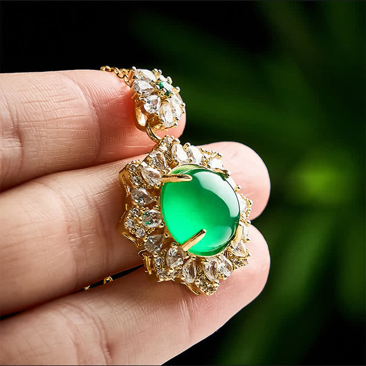 Buddha Stones Collier pendentif rond en jade vert, symbole d'abondance - image 3