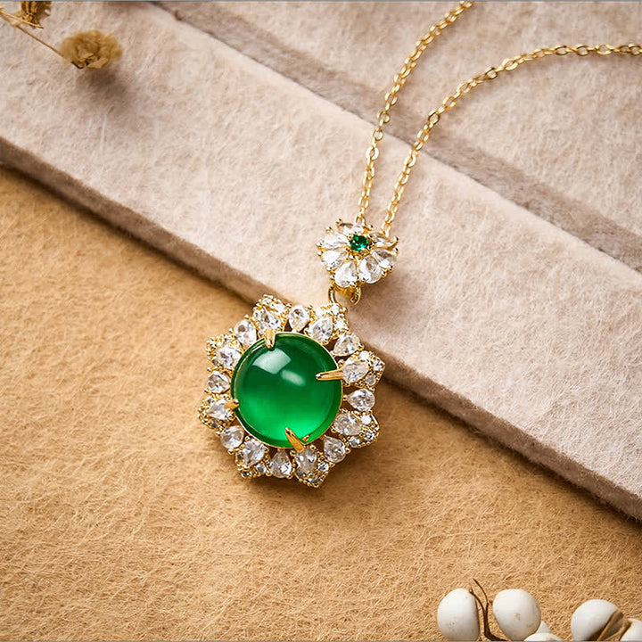 Buddha Stones Collier pendentif rond en jade vert, symbole d'abondance - image 2