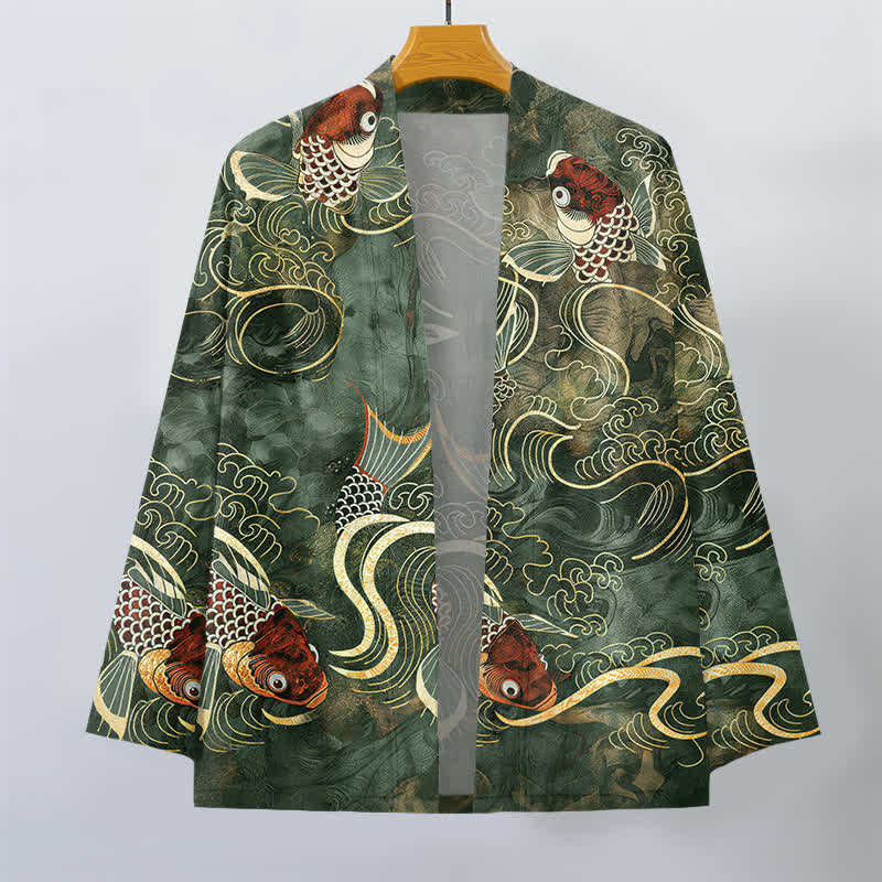 Buddha Stones Kimono pour homme en coton rouge à motif de carpes koï et de vagues dorées, ouvert sur le devant - image 10