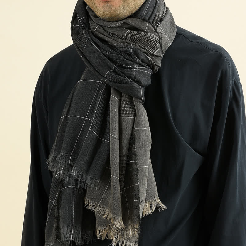 Écharpe homme à franges et à motif quadrillé foncé, style automne-hiver, Buddha Stones - image 0