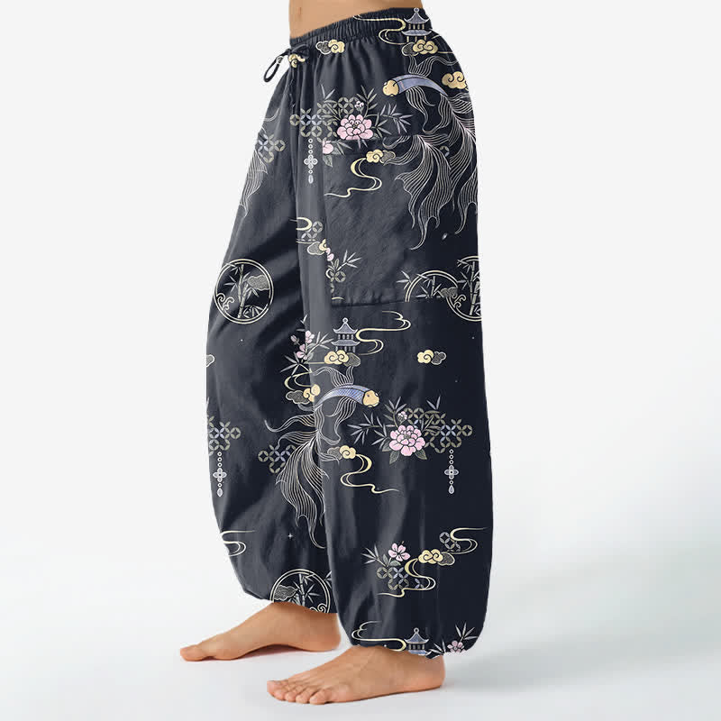 Buddha Stones Pantalon harem pour femme en coton à motif de carpes koï, de bambou et de nuages, avec taille élastique et poches latérales - image 1