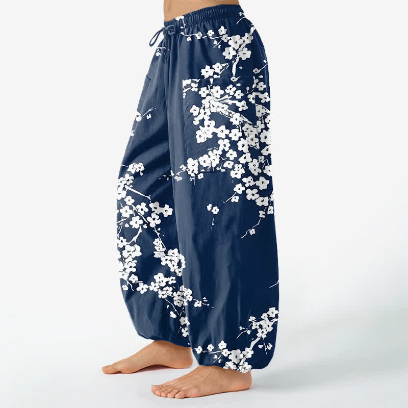 Buddha Stones Pantalon harem pour femme en coton blanc à motif de fleurs de prunier, taille élastique et poches latérales - image 1