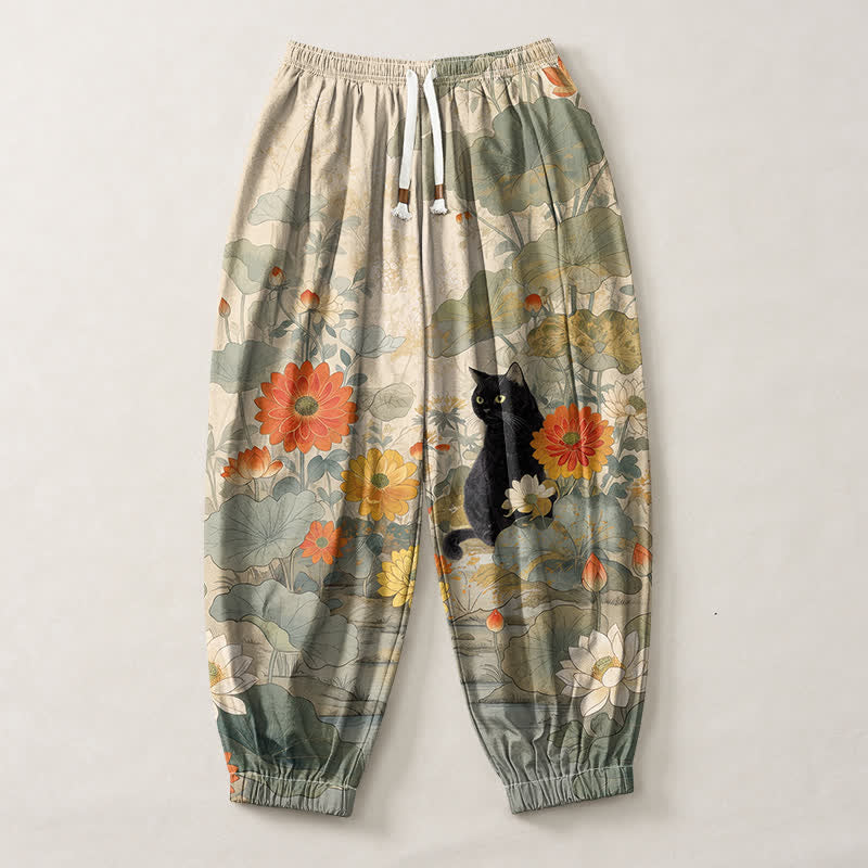 Buddha Stones Pantalon harem pour homme en pur coton, motif floral vintage lotus et chat, cordon de serrage et poches - image 1