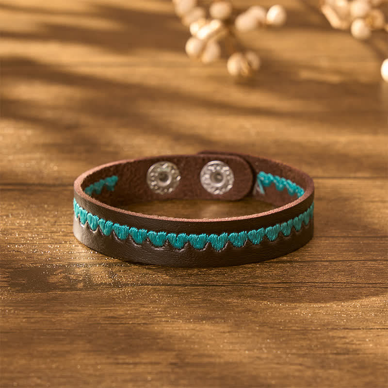 Buddha Stones Bracelet de protection ajustable en cuir brodé d'un cœur et d'une boucle. - image 1