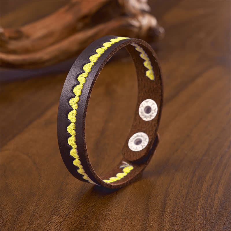 Buddha Stones Bracelet de protection ajustable en cuir brodé d'un cœur et d'une boucle. - Jaune (Tour de poignet : env. 17–19 cm) - image 8