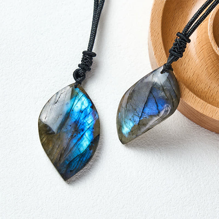 Buddha Stones Collier en corde tressée avec motif de feuille de labradorite - image 4