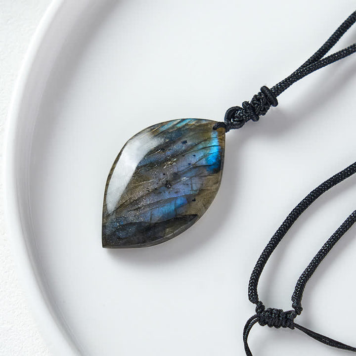 Buddha Stones Collier en corde tressée avec motif de feuille de labradorite - image 3