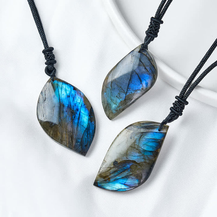 Buddha Stones Collier en corde tressée avec motif de feuille de labradorite - image 0